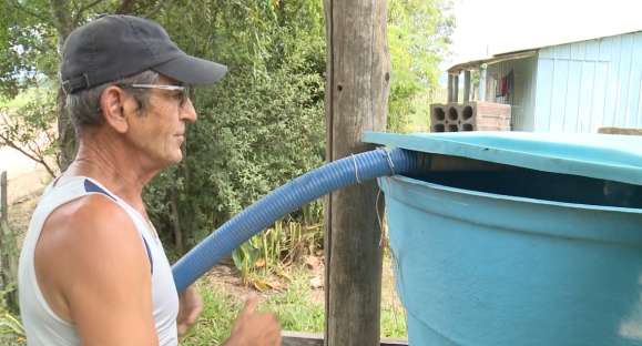 Água na Vila Vargas é insuficiente para moradores