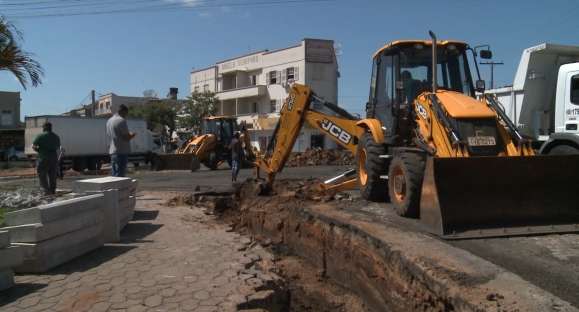 Rotatória das 5 esquinas: começam obras para asfaltamento