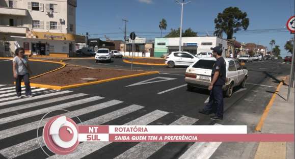 Autoridade de trânsito explica funcionamento da rotatória