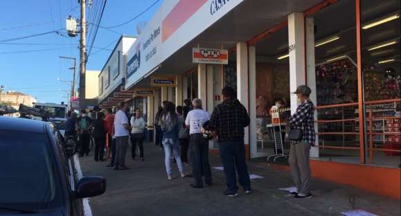 CDL de Cachoeira faz campanha pelo cumprimento das recomendações de higiene